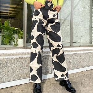 Lisa Says Gah! Robyn pant. Black cow print.